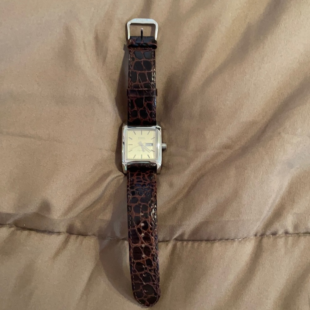 Fossil Signature Watch